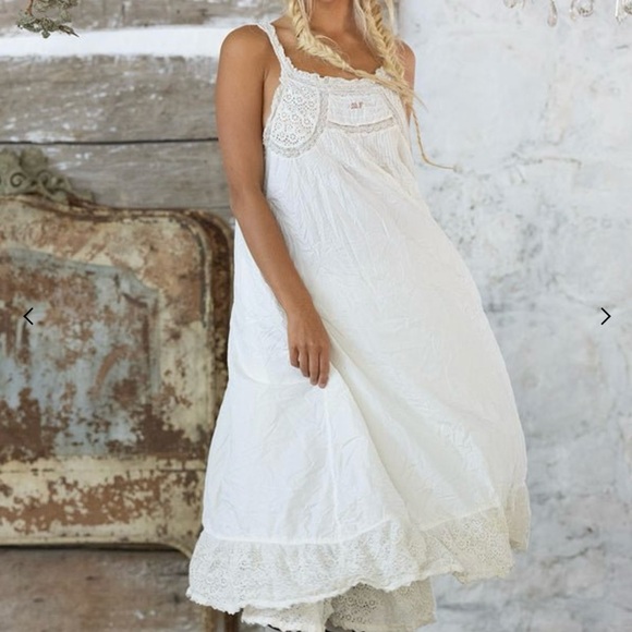 Magnolia Pearl Poplin Clementine Slip 176, True, OS - Picture 11 of 13